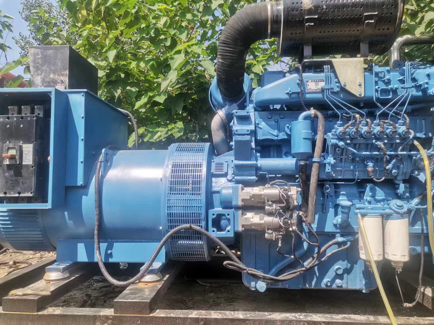 坊子详细说明降低 800kW 柴油发电机输出电流波动的方法