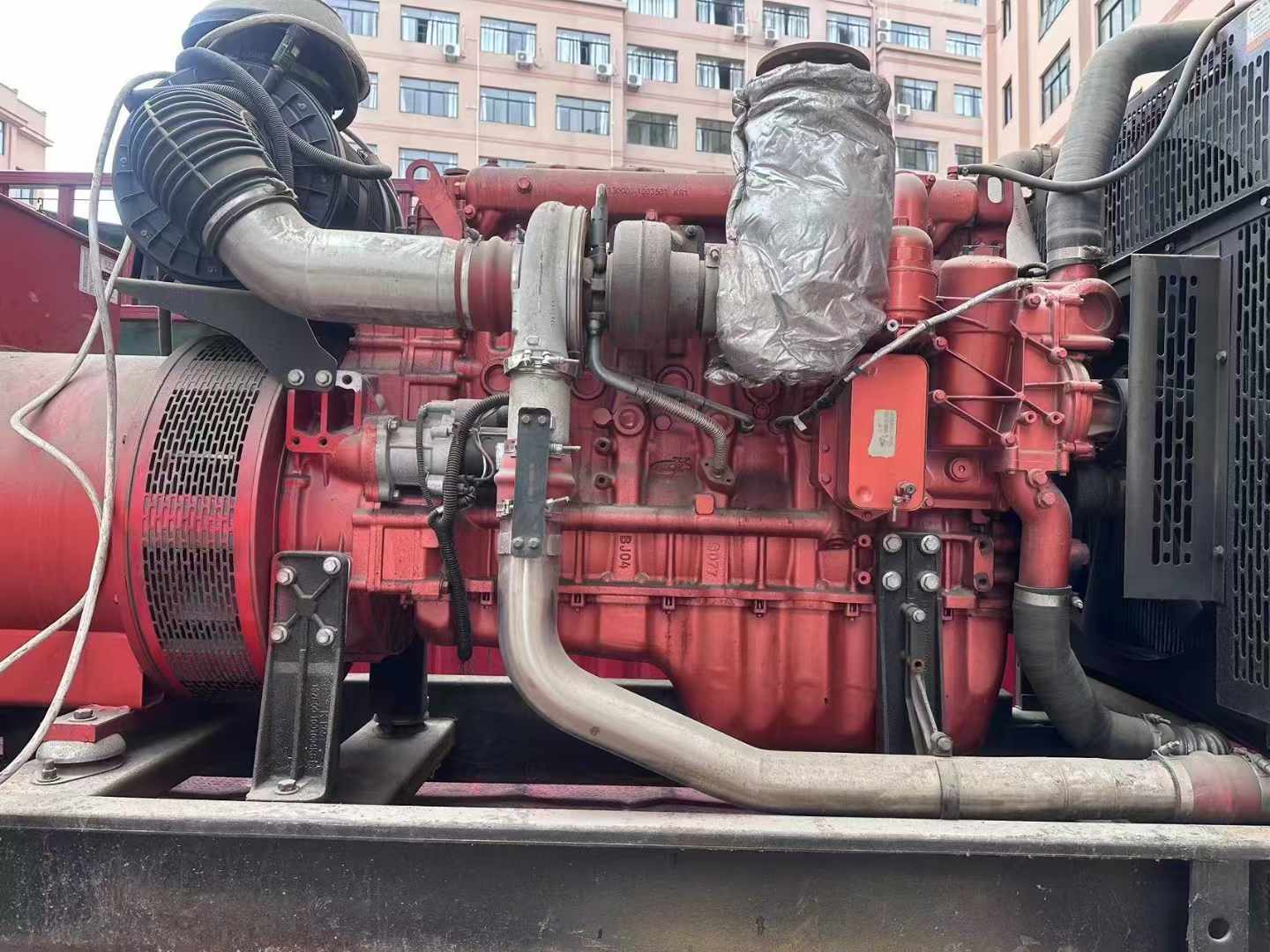 坊子如何选择适合 600kW 柴油发电机组的过载保护器？